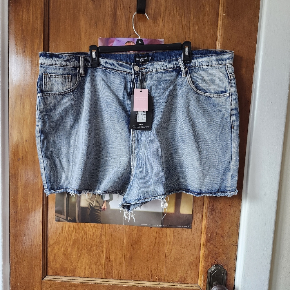 Pretty Little Thing high waisted jean shorts
